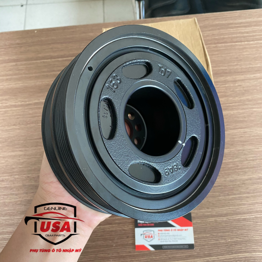 Bulley Trục cơ Audi Q5 - 06E105251F