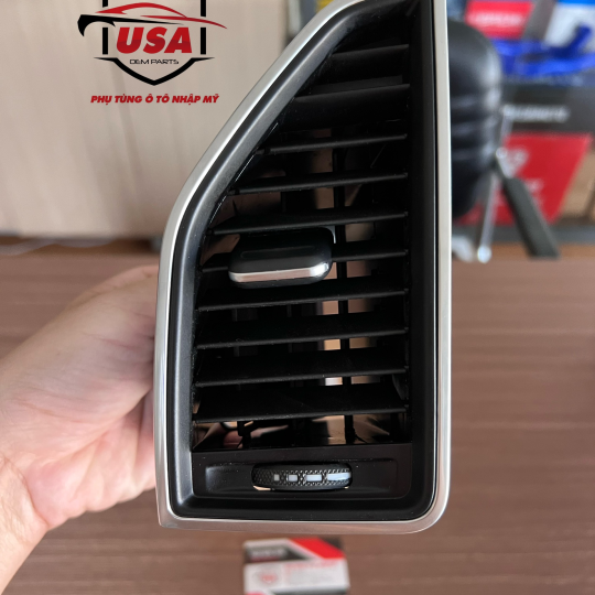 Cửa gió điều hoà Porsche Macan 95B819202CG0B