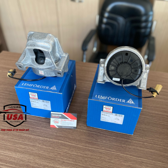Cao su chân máy Audi A4 - 8R0198381B