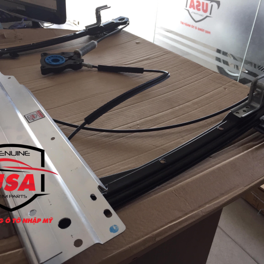 Compa nâng hạ kiếng Mini Cooper R56 