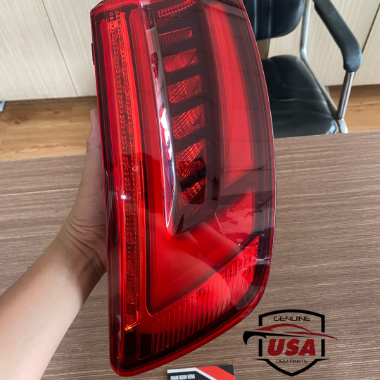Đèn hậu ngoài Audi A4 -2016-2019 , 8W5945091C
