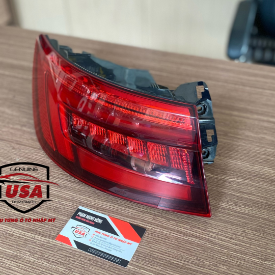 Đèn hậu ngoài Audi A4 -2016-2019 , 8W5945091C