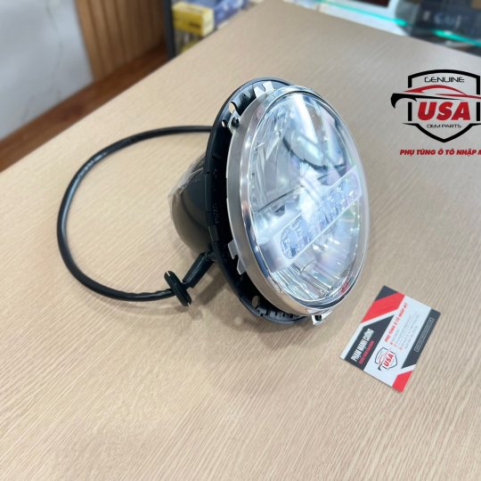 Đèn pha led Morgan Plus Six 2021