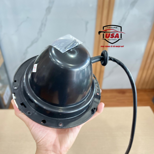 Đèn pha led Morgan Plus Six 2021