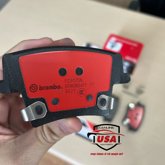 Bố thắng sau chyrsler 300 - 5139191AA 