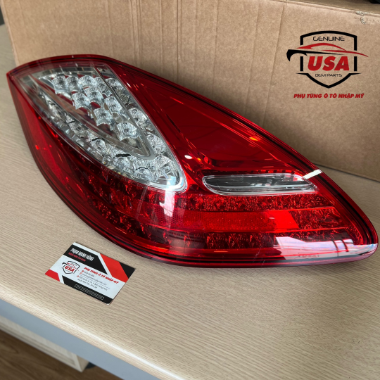 Đèn hậu sau porsche Paramera 970 