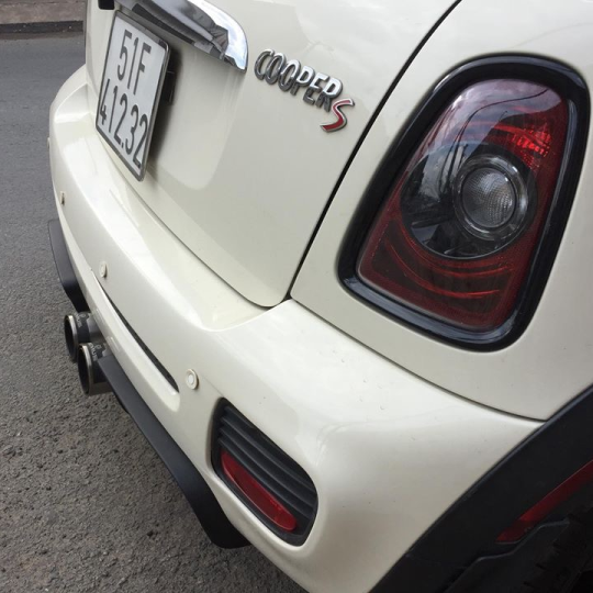 Ốp dứơi cản sau Thể thao JCW cho Mini cooper  