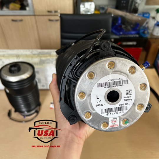 Bầu hơi phuộc sau Mercedes GLC 300 
