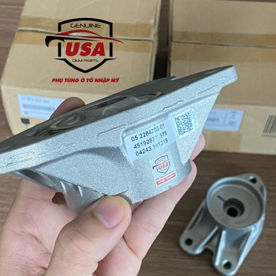 Cao Su bát bèo phuộc sau BMW M2 