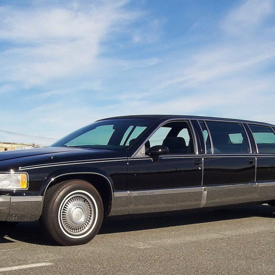 Lốc lạnh điều hoà Cadillac Fleetwood Limousine 