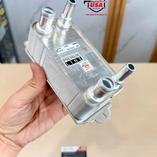 Két sinh hàn hộp số Jaguar XF , XE , F , LAND ROVER 