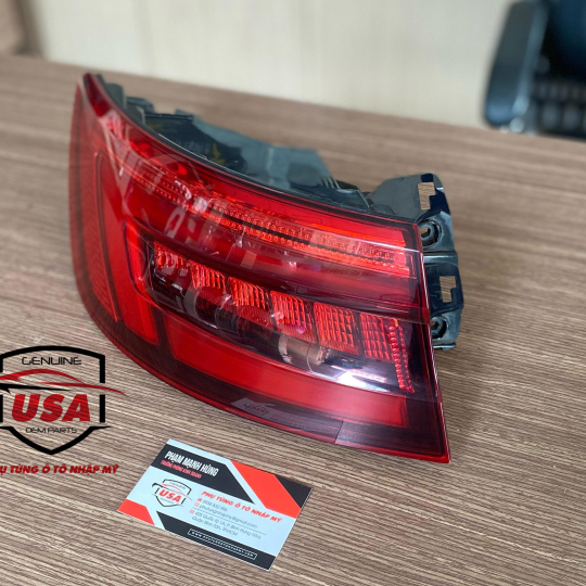 Đèn hậu ngoài Audi A4 -2016-2019 , 8W5945091C