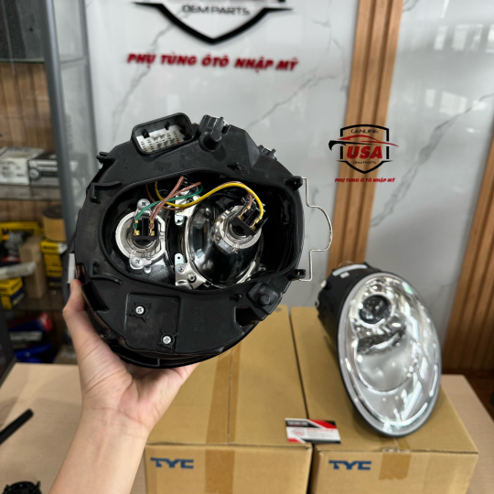 Đèn pha Volkswagen Beetle 2.5 