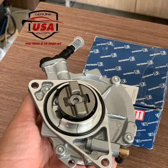 Bơm chân không Mini Cooper  R56 , R55  , 11667556919