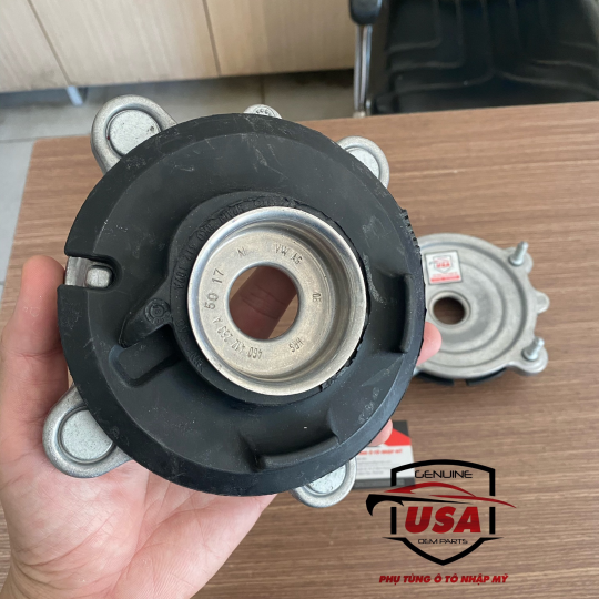 Cao su bát bèo phuộc trước Audi A6 
