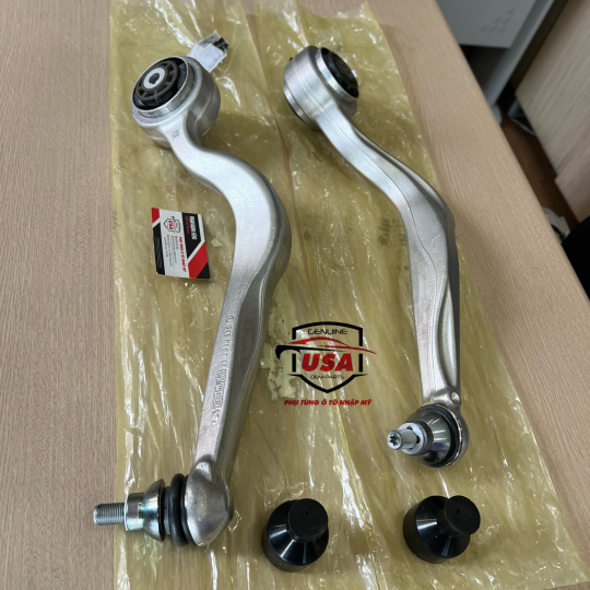 Càng cong trước Mercedes GLC 300  