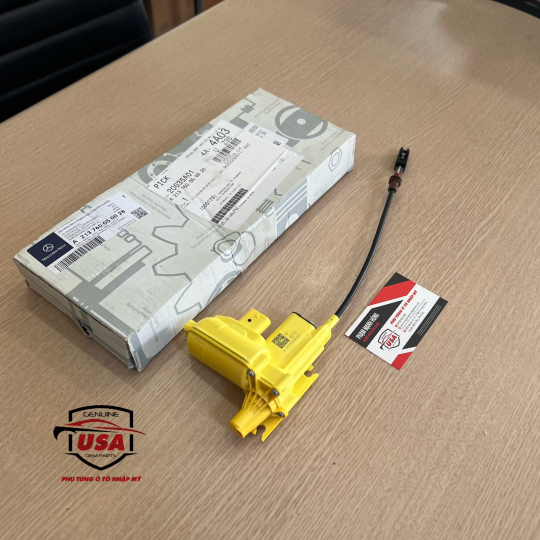 Motor hít cửa sau Mercedes E 300 