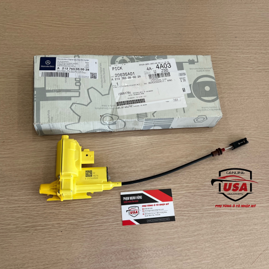 Motor hít cửa sau Mercedes E 300 