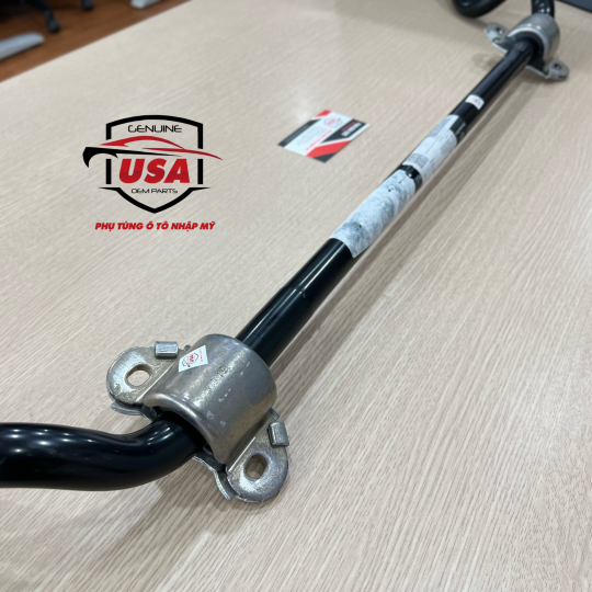 Thanh cân bằng trước Mercedes E250 - A2123230365 