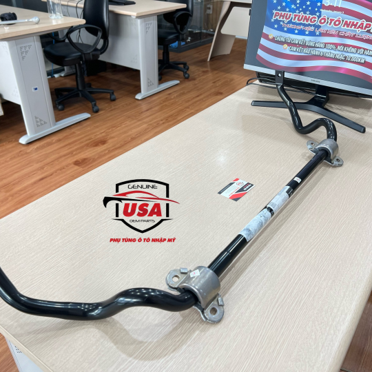 Thanh cân bằng trước Mercedes E250 - A2123230365 