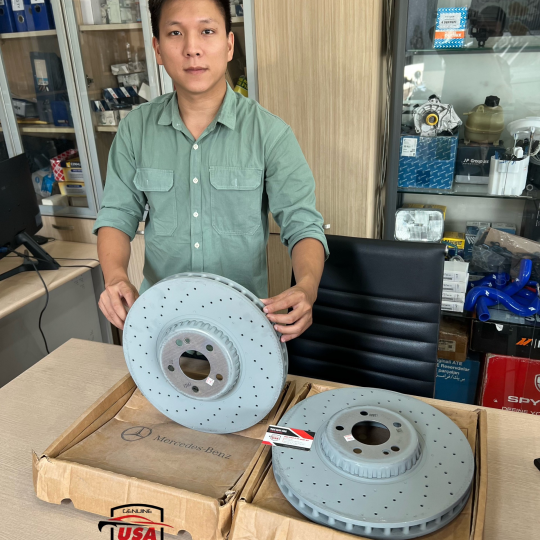 Đĩa thắng trước Mercedes GLC 300 -  0004212312 