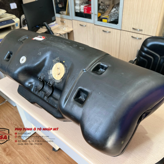 Bình xăng Mercerdes G63 - A4634703701