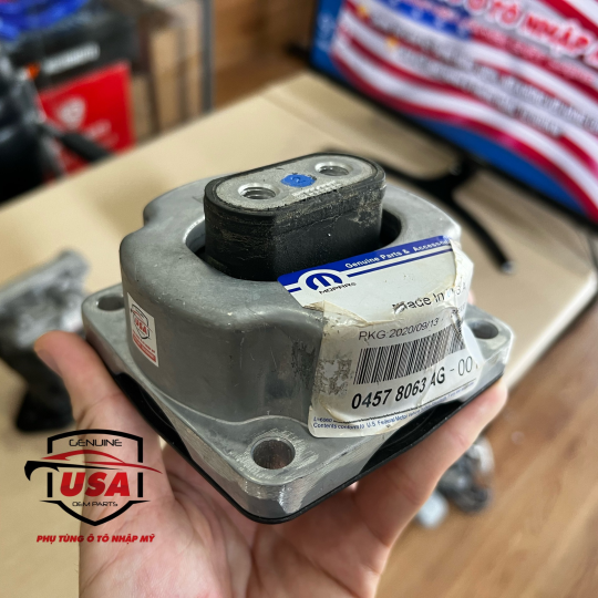 Bộ cao su chân máy , chân số  Chrysler  300C - 4578044AC - 4578063AD 