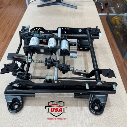 Khung ghế chỉnh điện Hummer H2 