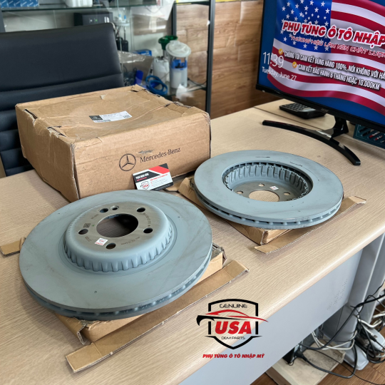 Đĩa thắng sau Mercedes GLC 300 - A0004230712 