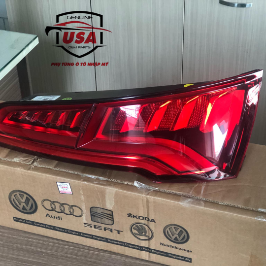 Đèn hậu sau Audi Q5 - 80A945070