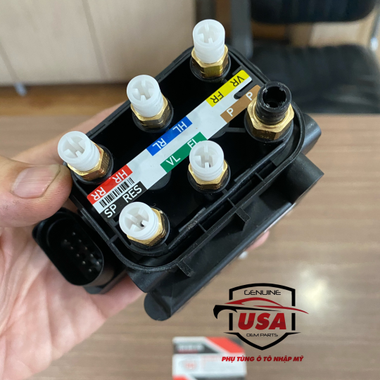 Cụm valve chia hơi Mercedes GLS 350  - A2123200358
