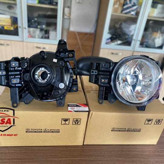 Đèn pha Toyota FJ Cursier  - 81140-35465   ,  81070-35445 