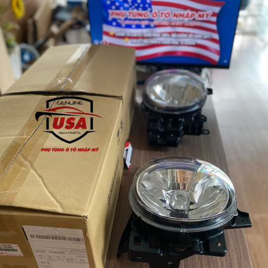 Đèn pha Toyota FJ Cursier  - 81140-35465   ,  81070-35445 