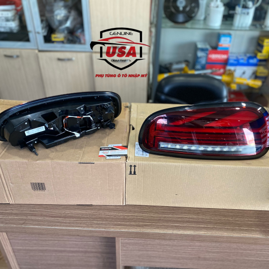 Bộ đèn hậu sau Mini Cooper Clunbman 2020 
