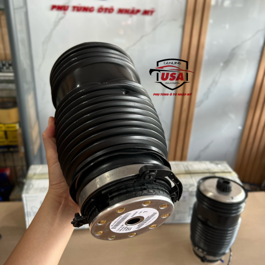 Bầu hơi phuộc sau Mercedes E400 