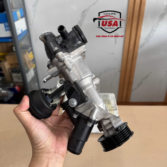 Bơm nước động cơ Mercedes CLA -  A2702000800 