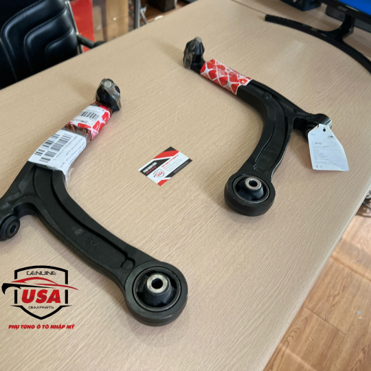 Càng A trước Fiat 500   