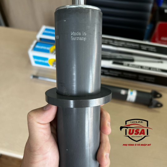 Phuộc nhúng sau Porsche Carrera 911 - 99733305910  