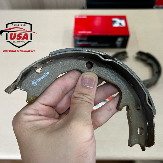 Bố thắng  sau JDM Mitsubishi eclipse 3.0 