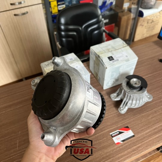 Cao su chân máy Mercedes C250 , C300 - A2052400200    -  A2052400300