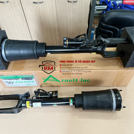 Bộ phuộc  hơi trước  Arnott  Mercerdes GL450 - A1643204413 - A1643205913