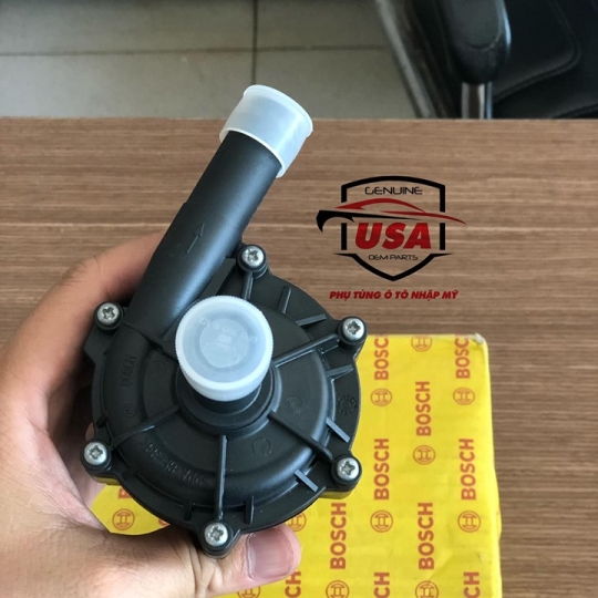 Bơm nước điện Landrover  xuất xứ 