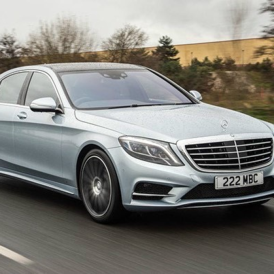 Két nước động cơ Mercedes S500 , S400