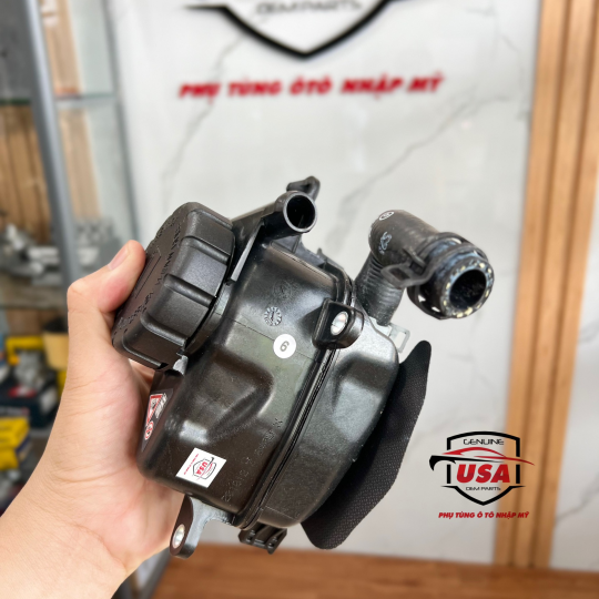Bình nước phụ động cơ Mercedes C250 , C200  - A2742000385
