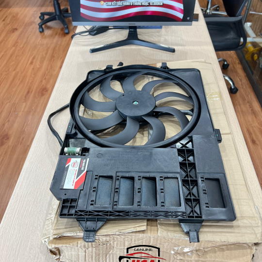 Quạt giải nhiệt động cơ Mini Cooper Convertible R52 - 17117541092 