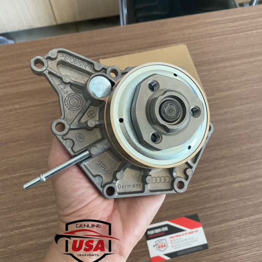 Bơm nước động cơ Audi A6 - 06E121018K