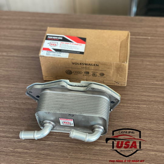 Két giải nhiệt dầu động cơ số Audi A6 - 06E117021G