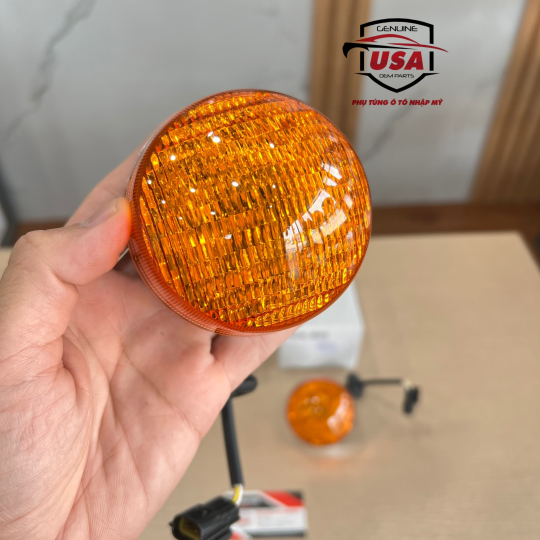 Đèn Xi Nhan Morgan Plus Six 2021  