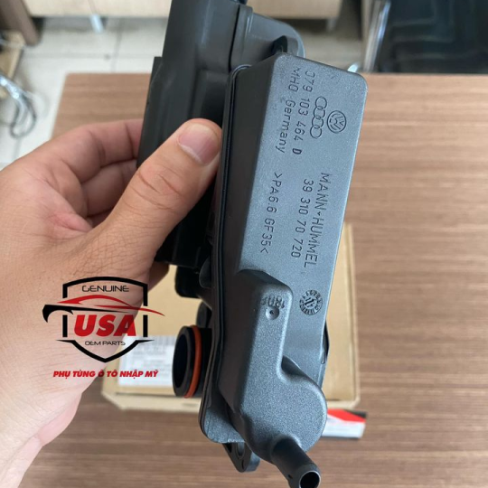 Van tách nhớt Audi Q7 - 079103464D