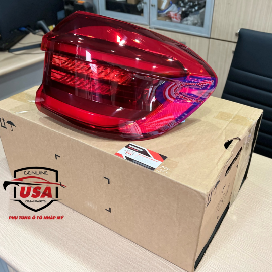 Đèn hậu sau BMW X3 